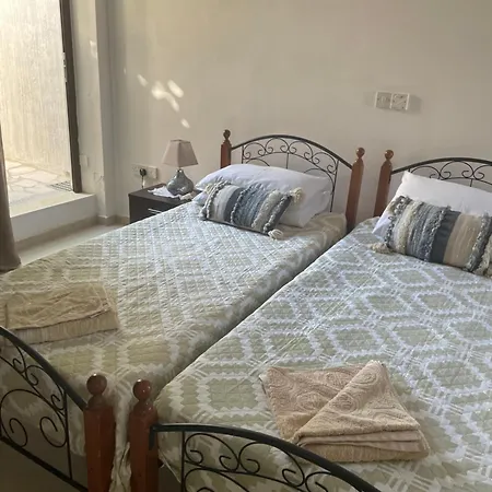 Ferienhaus The Goat House Polis