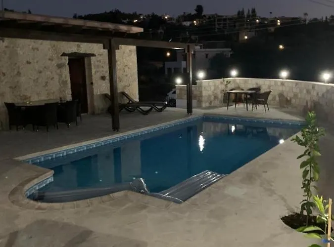 The Goat House * Πόλη